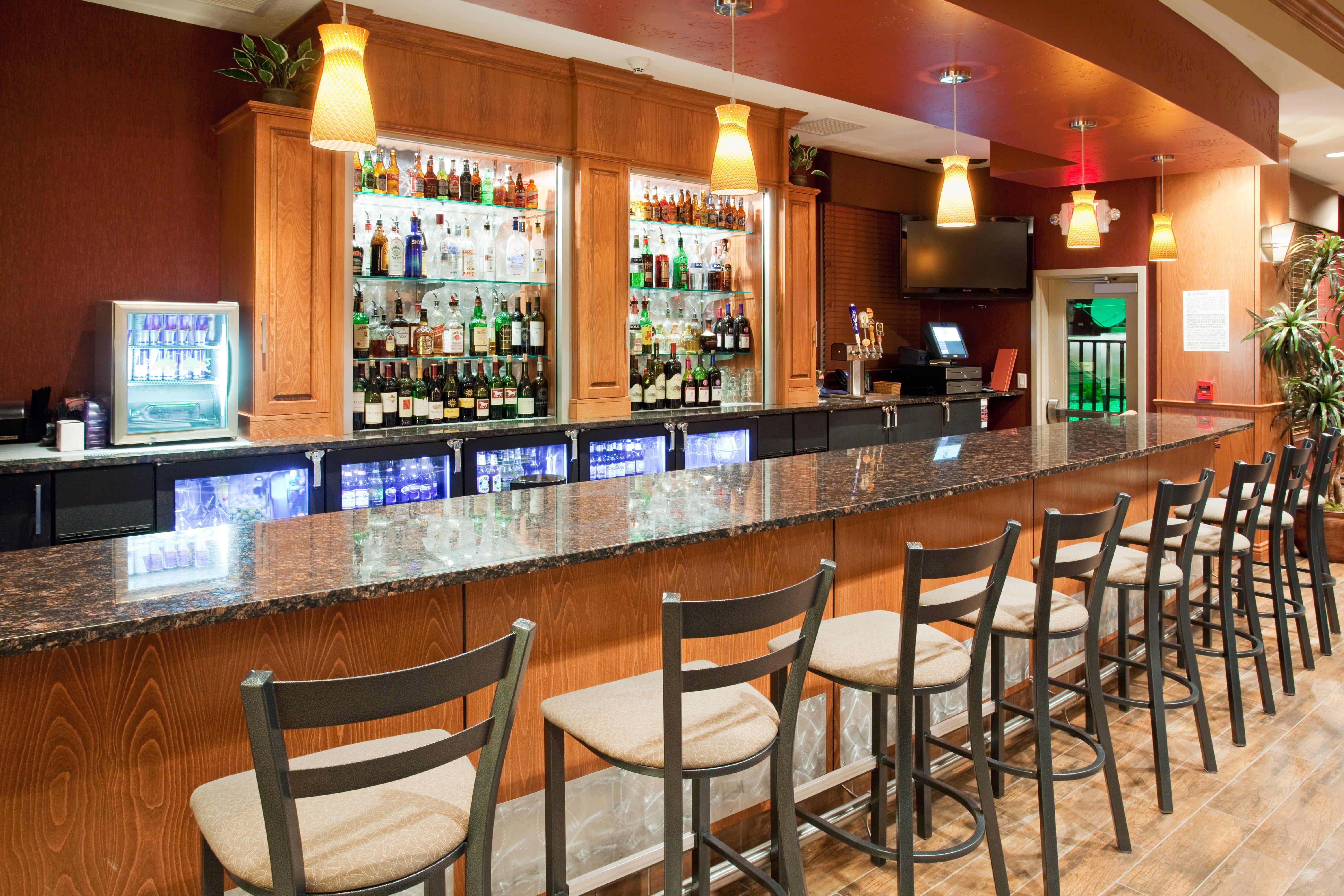 Holiday Inn Hotel & Suites Grand Junction-Airport By Ihg Esterno foto