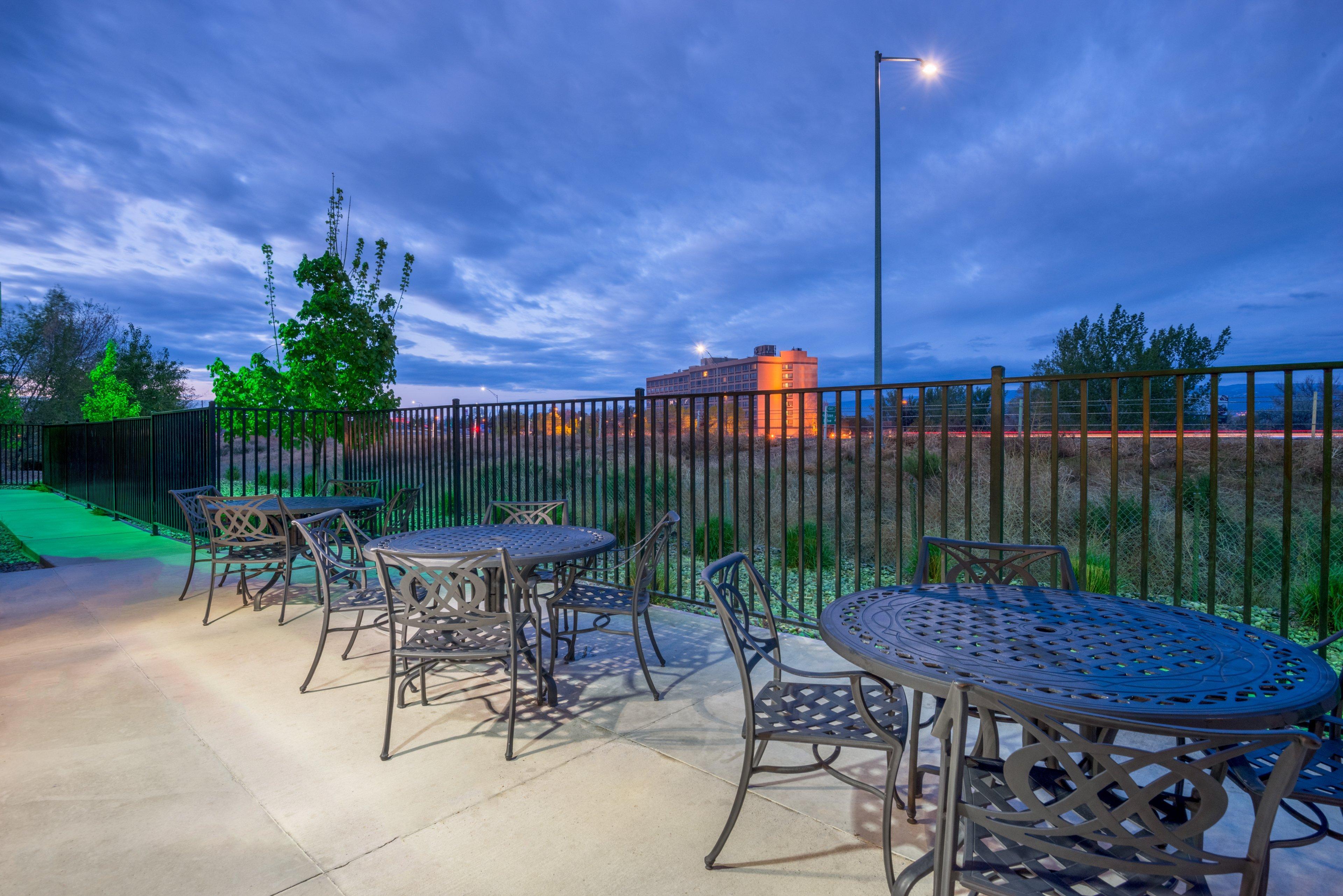 Holiday Inn Hotel & Suites Grand Junction-Airport By Ihg Esterno foto